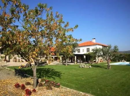Country house Casa Do Meio Do Povo - Turismo De Habitacao Chaves