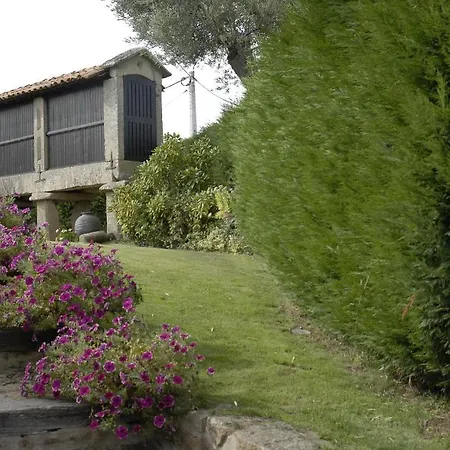 Casa Do Meio Do Povo - Turismo De Habitacao