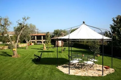 Casa Do Meio Do Povo - Turismo De Habitacao