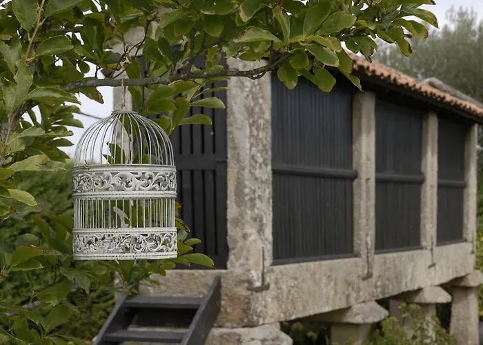 Casa Do Meio Do Povo - Turismo De Habitacao *