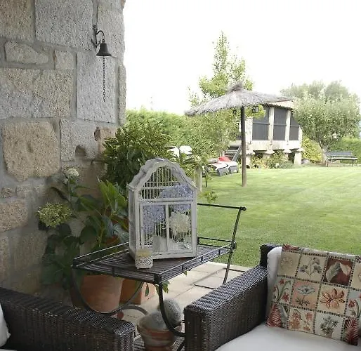 Casa Do Meio Do Povo - Turismo De Habitacao Chaves